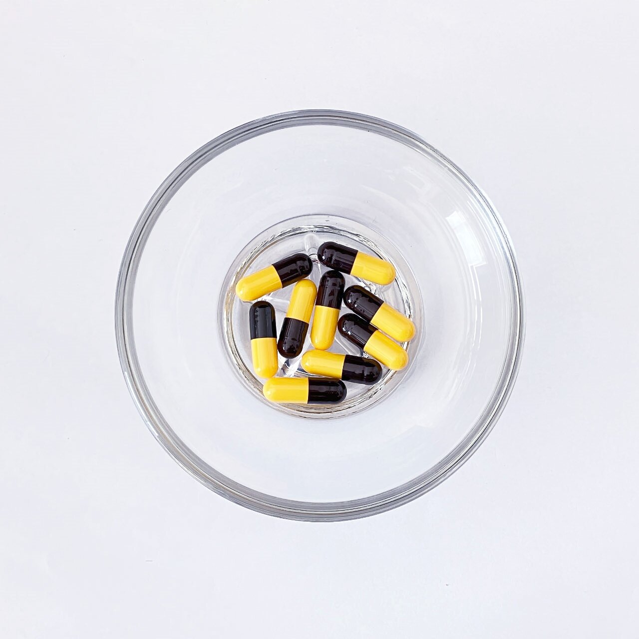 Size 0 Black/Yellow Gelatin Empty Hard Capsule